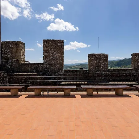 Castello E Borgo Di Porciano Holiday home *