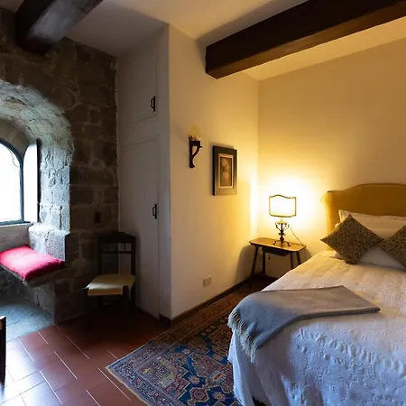 Castello E Borgo Di Porciano Holiday home